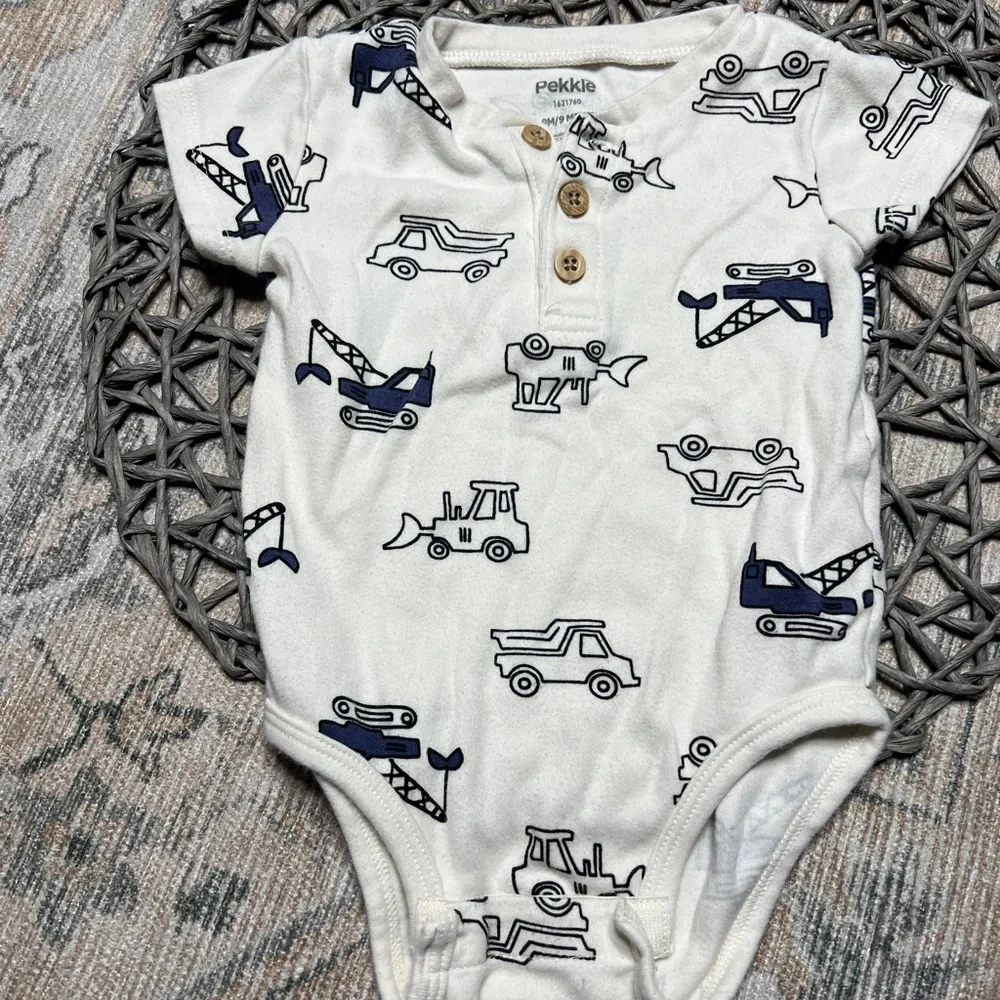 Bundle baby boy Carter’s bodysuits Pekkle truck outfit
